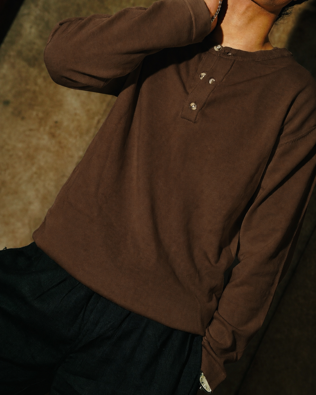 Knit Henley Tshirt - Brown