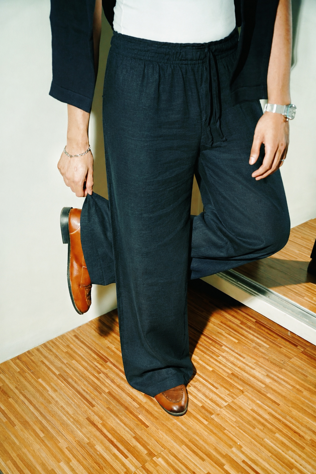 Unisex Wide-Legged Linen Pants - Black