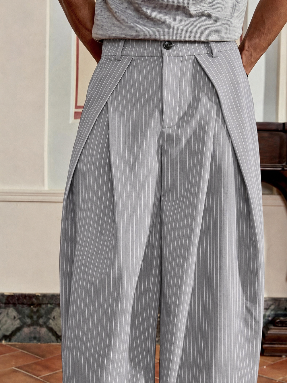 Unisex Prestige Pleated Pinstripe Pant - Striped Grey