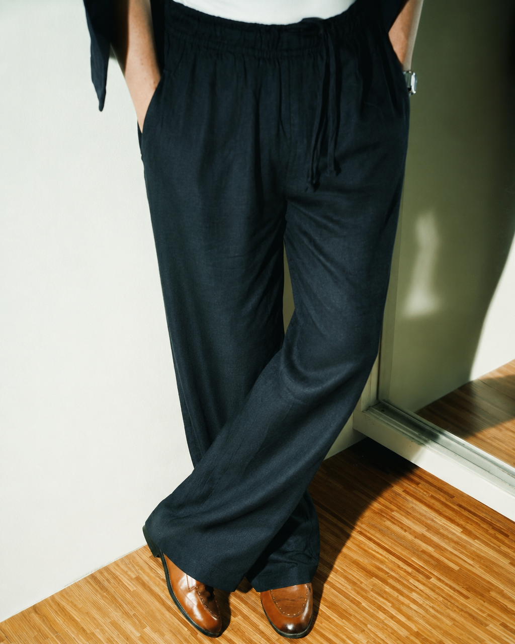 Unisex Wide-Legged Linen Pants - Black