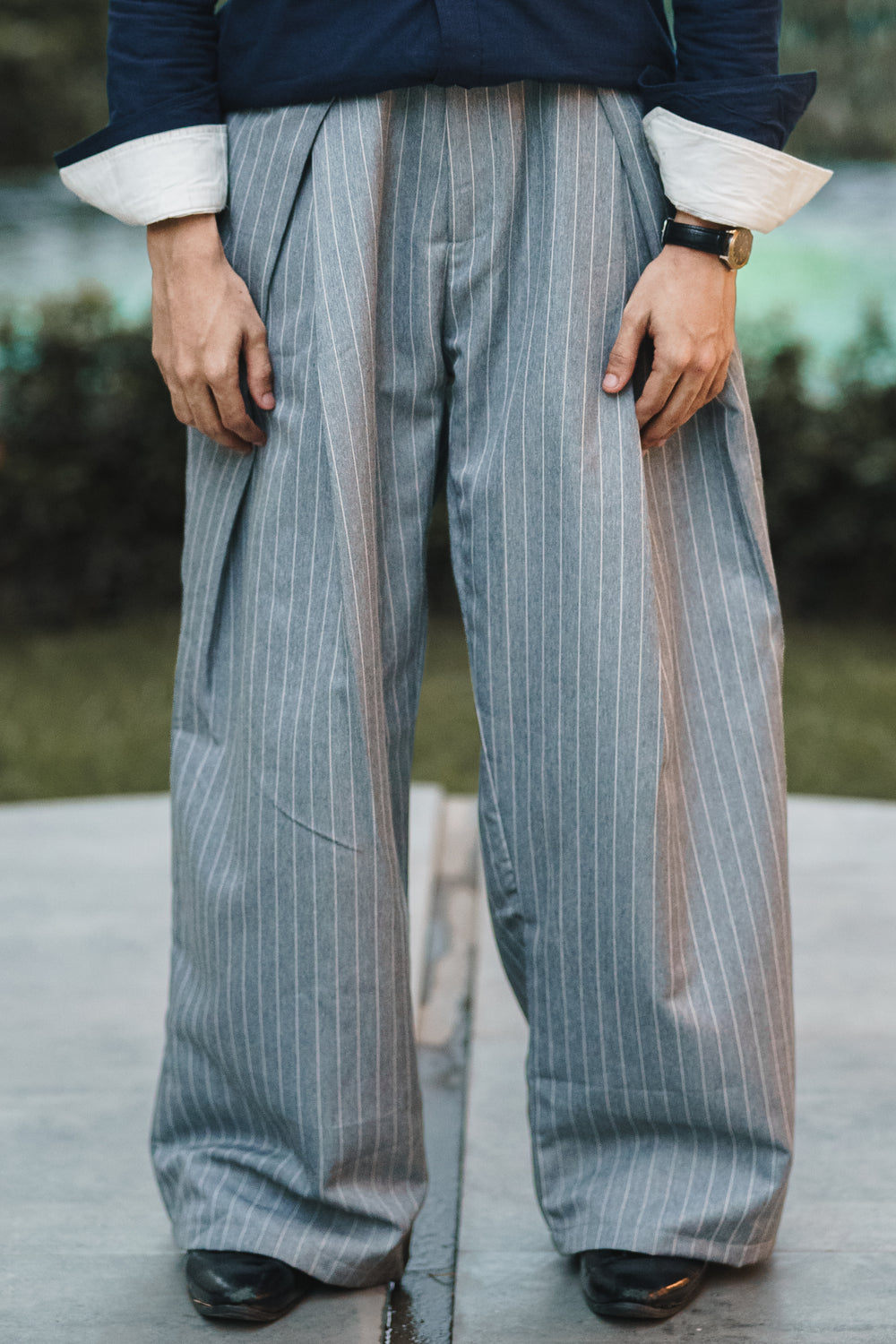 Unisex Prestige Pleated Pinstripe Pant - Striped Grey