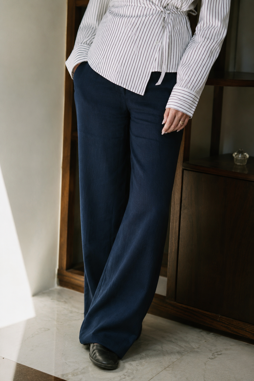 Unisex Wide-Legged Linen Pants - Navy Blue