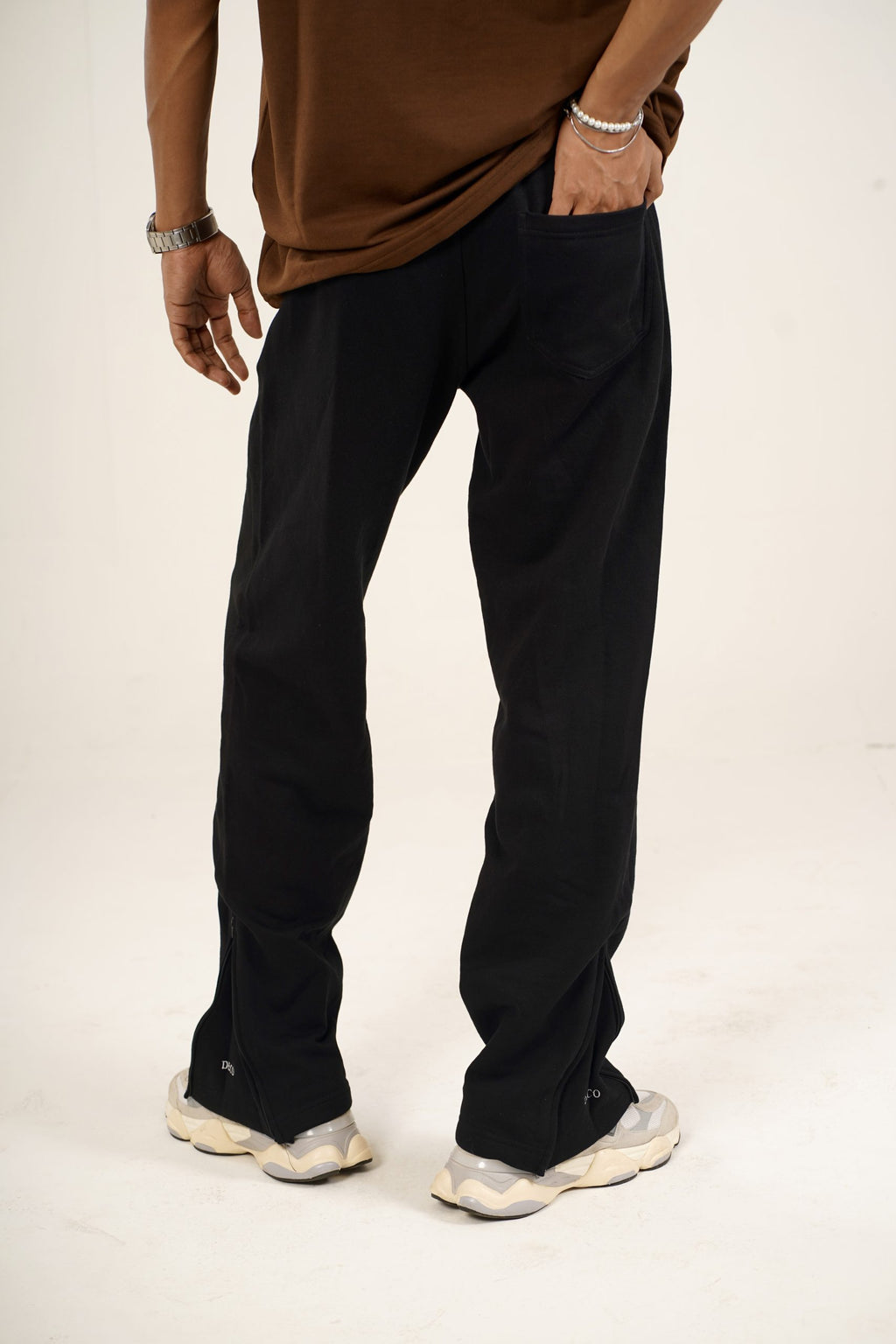SNY02297