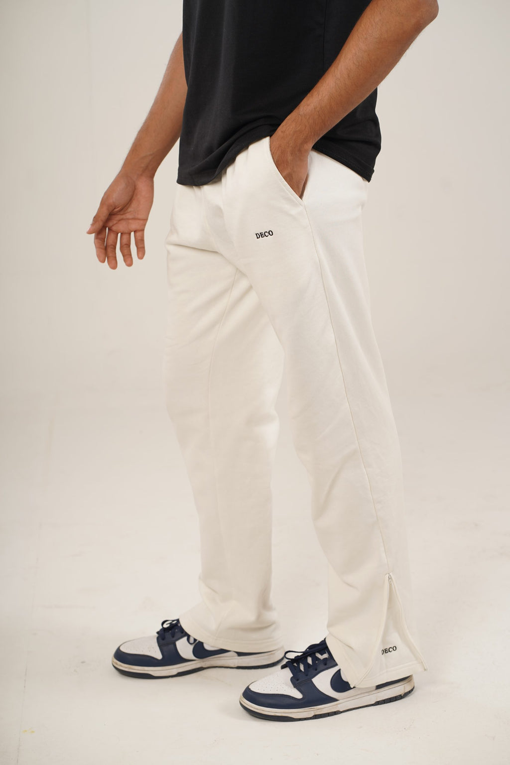 SNY02387