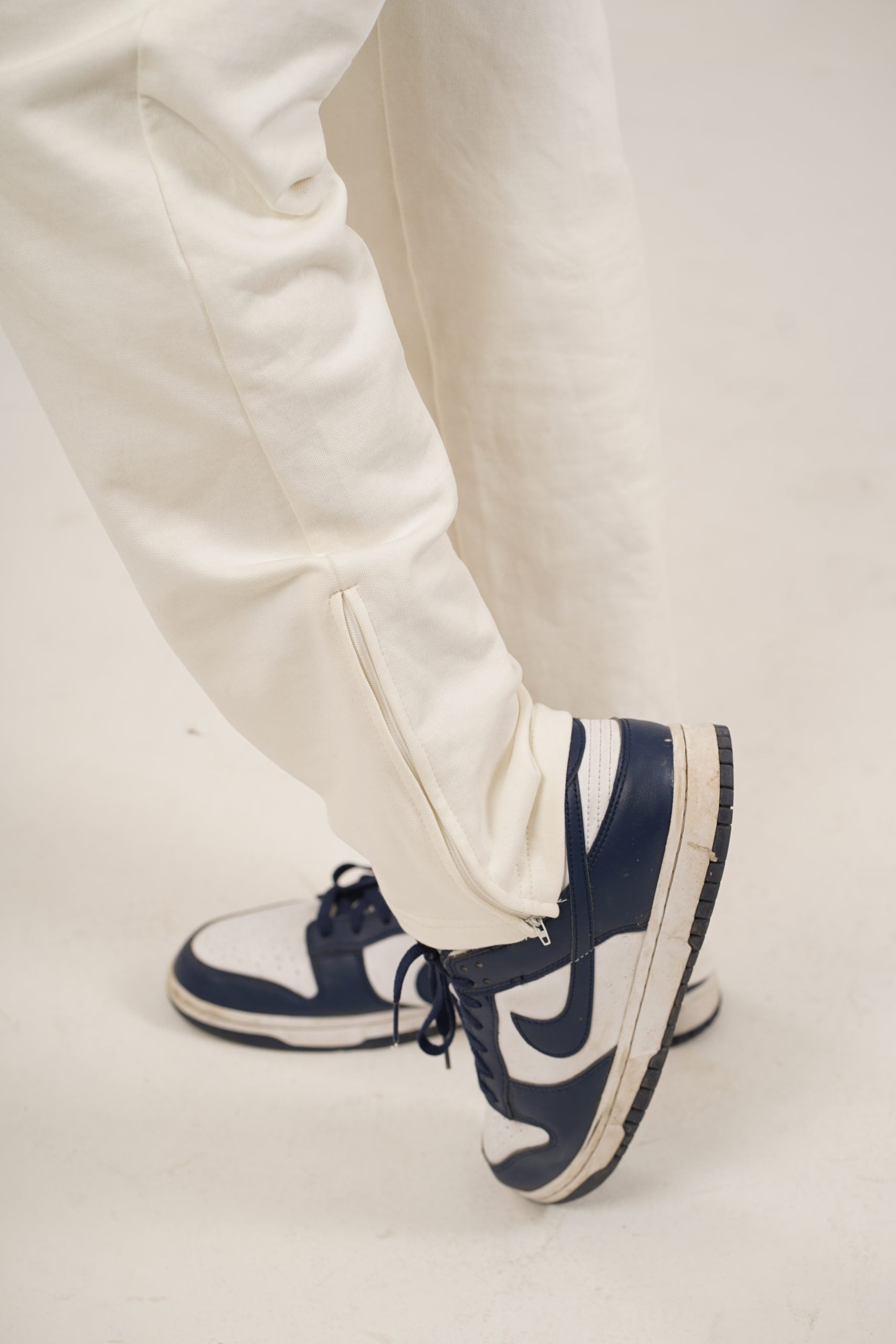 SNY02399