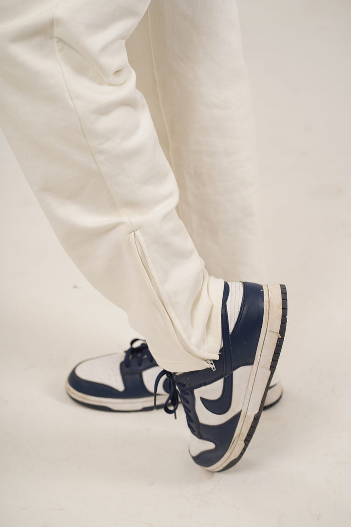 SNY02399