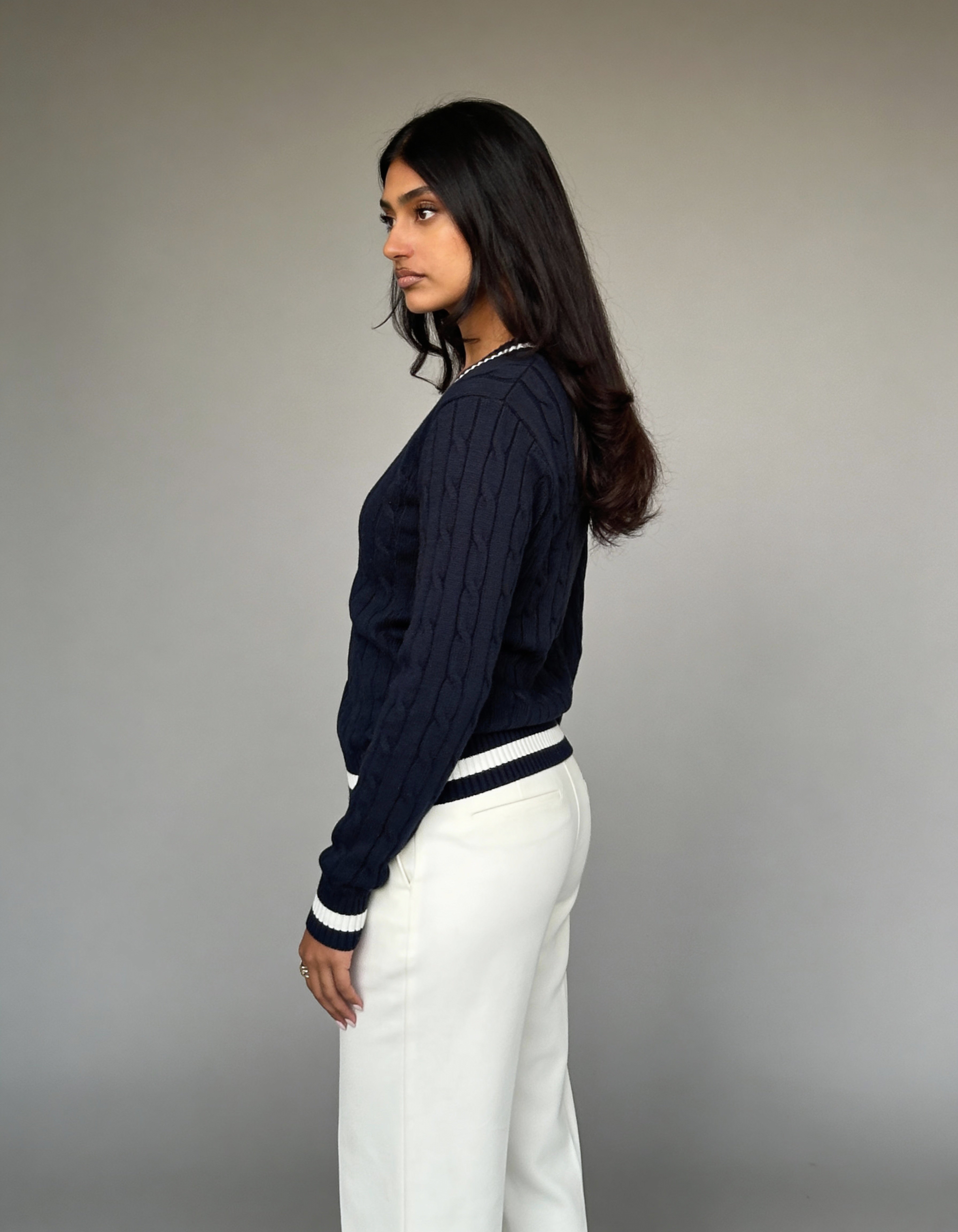 Valeria Women's V-Neck Sweater - Navy