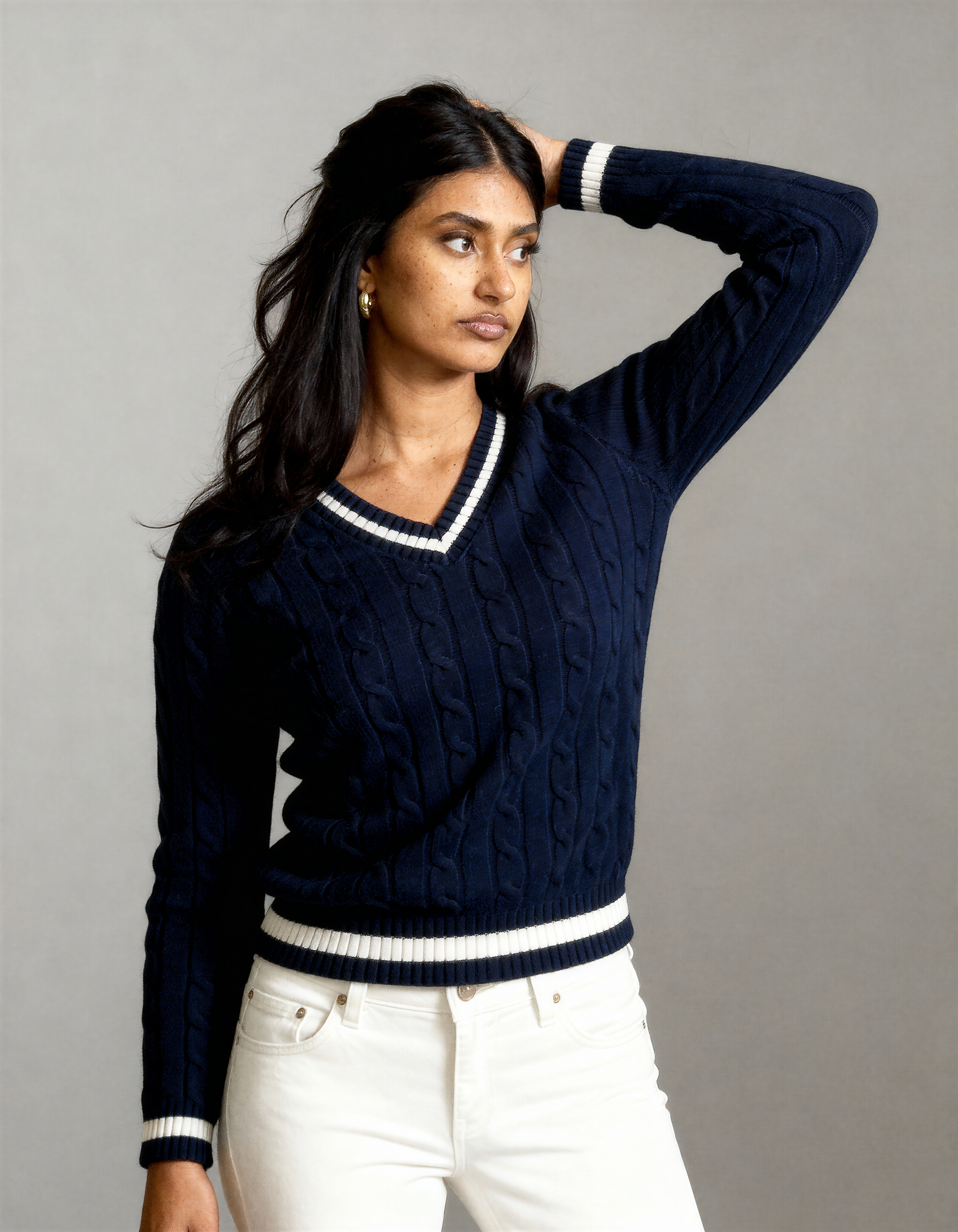 Valeria Women's V-Neck Sweater - Navy